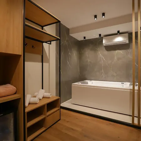 Relax Center Hotell 3*