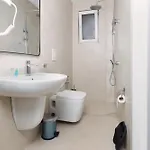 Relax Center Отель Тирана