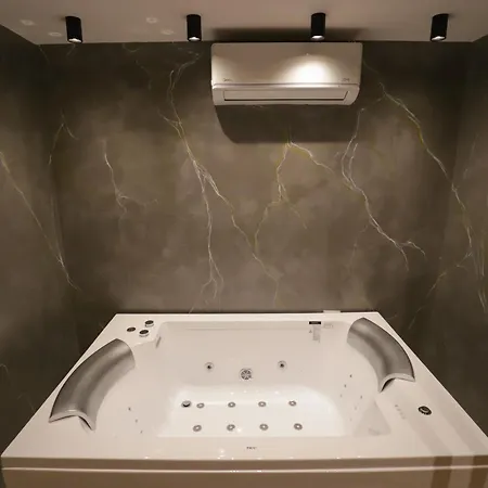 Relax Center Hotel
