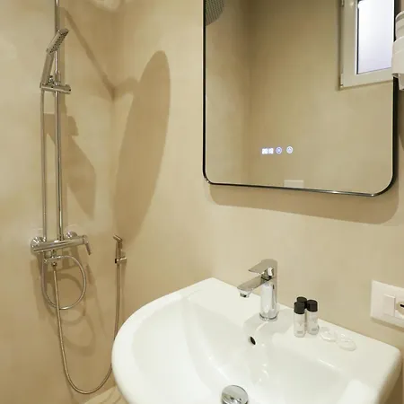 Hotel Relax Center