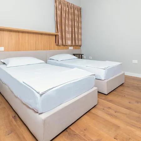 Relax Center 3* Tirana